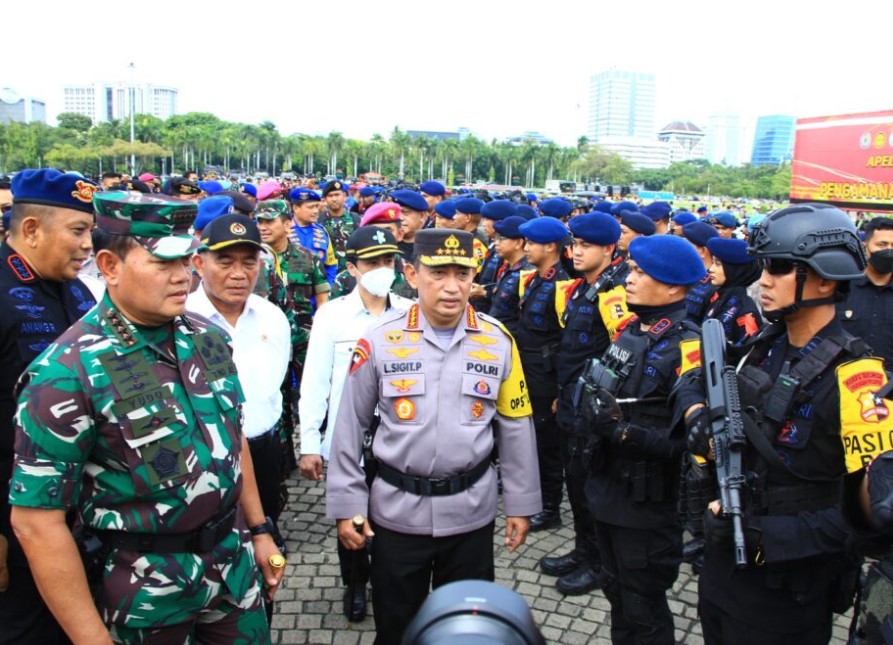 Jelang Perayaan Natal Tahun Baru, Polri Siagakan 166.322 Personel Gabungan