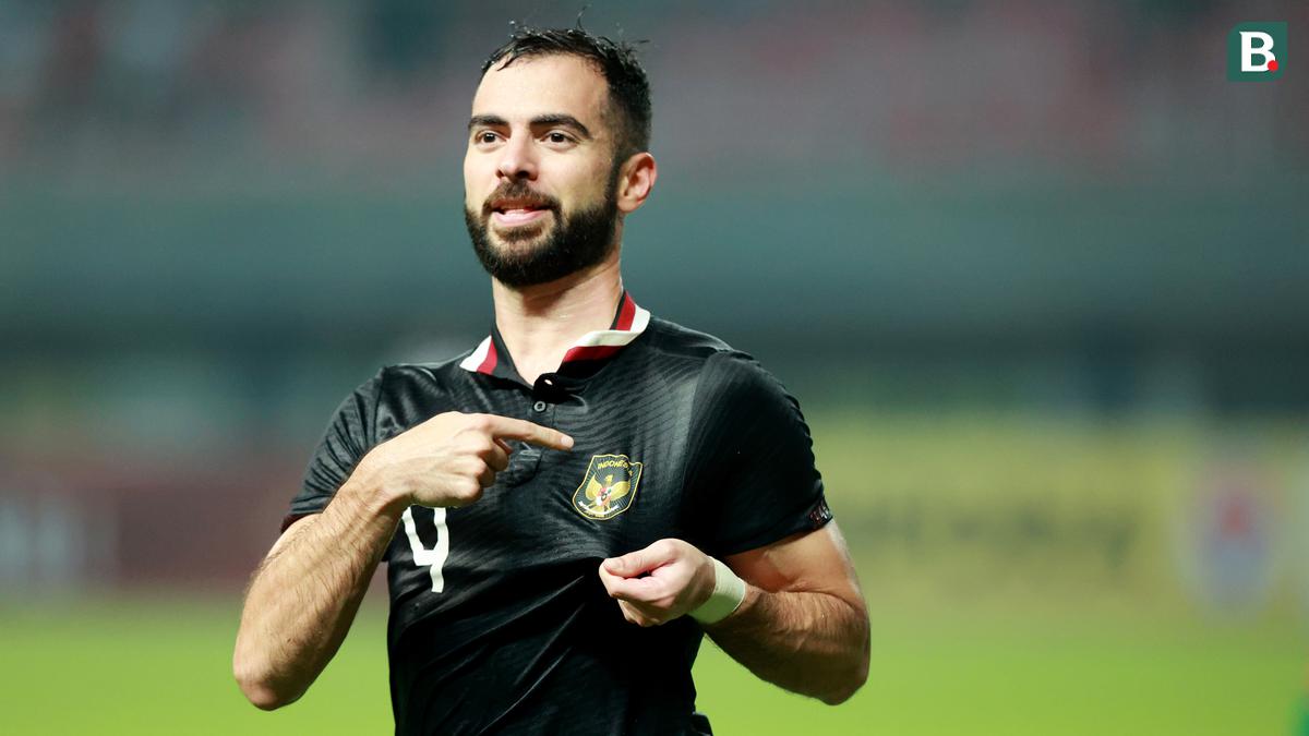 Jordi Amat Sukses Lesahkan Gol Perdana Debut Untuk Timnas Indonesia, sumber gambar : Bola.com